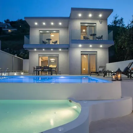 Aloft Luxury Lefkada - Heated Pool Villa *