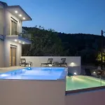 Aloft Luxury Lefkada - Heated Pool Lefkia 빌라